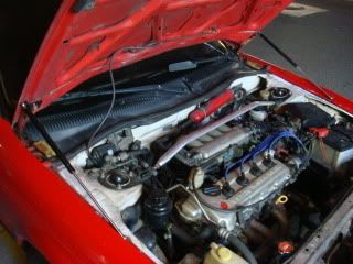 DIY 引擎油壓頂桿+後行李箱油壓頂桿1309||小老婆汽機車資訊網