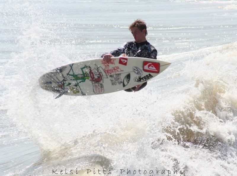 IMAGE: http://i307.photobucket.com/albums/nn287/ikelsi123/pic205.jpg