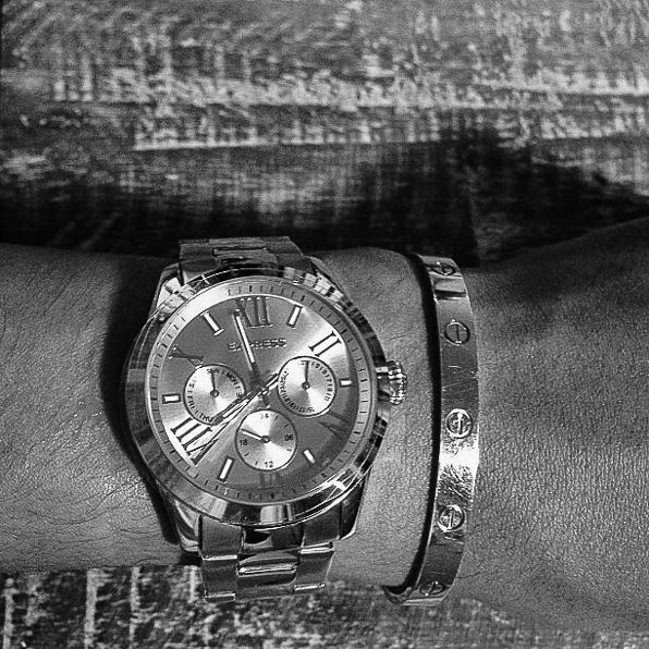 Express watch
