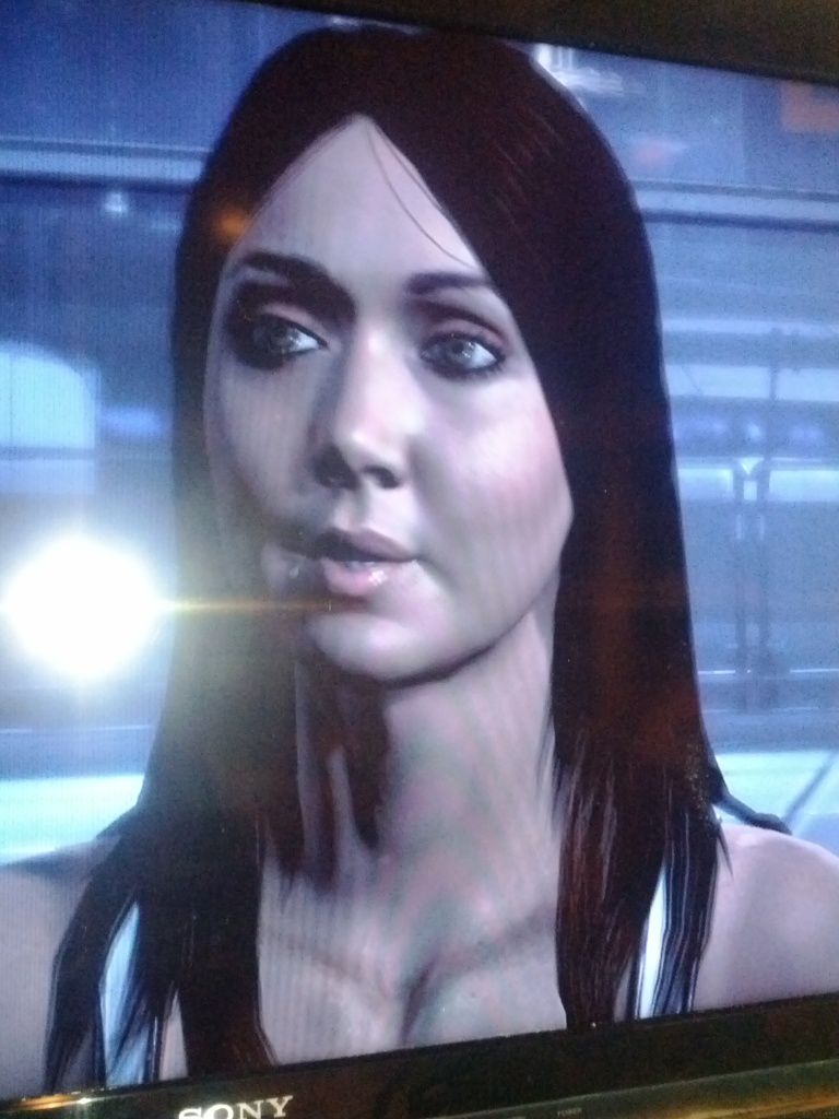 edit: http://www.thegamingherald.com/650/jessica-chobot-as-diana-allers-in-new-mass-effect-3-video/ - IMG_20120306_200032