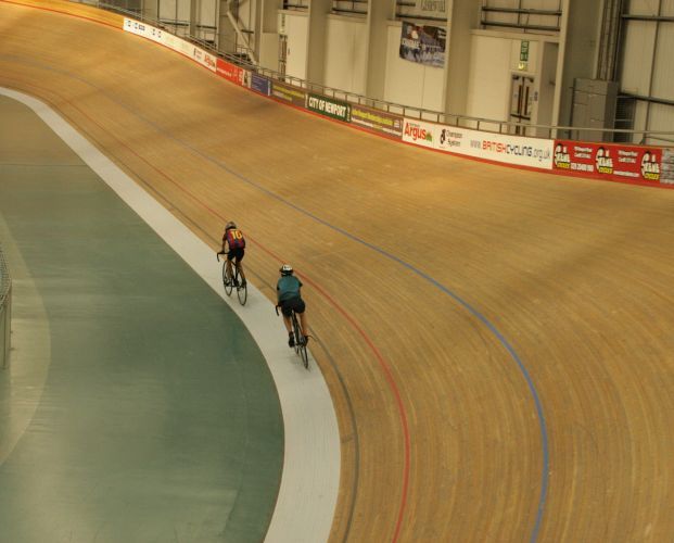  photo Velodrome2013425i_zps46595756.jpg