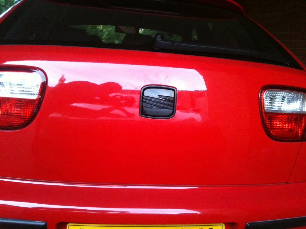 blackbadge-1.jpg