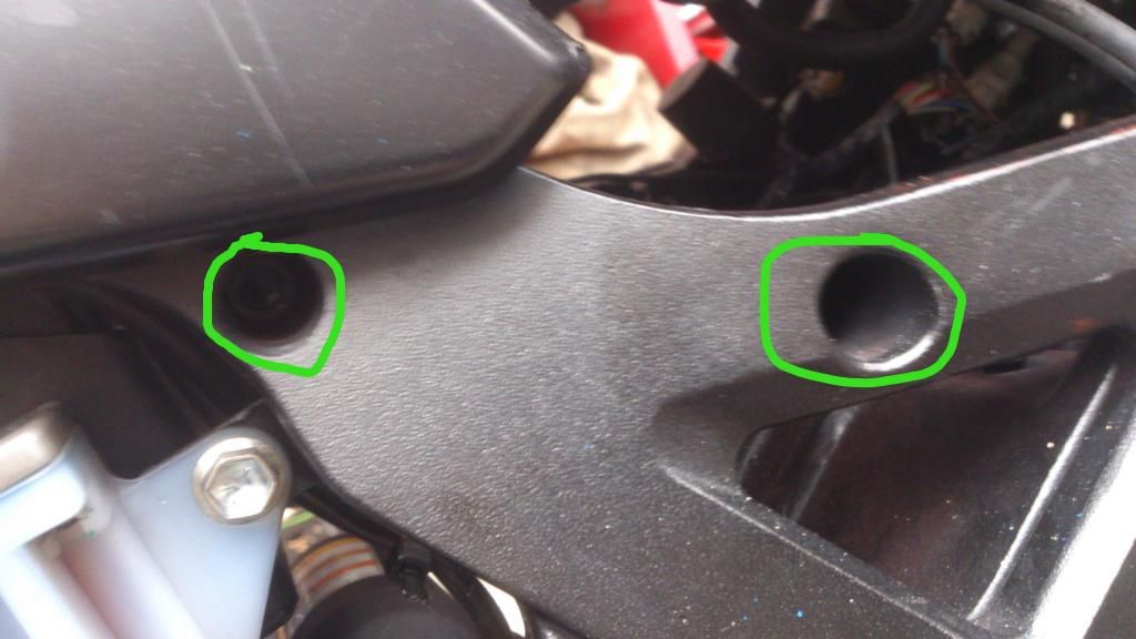 FI C46 Exhaust Valve removal on 750K2 Suzuki GSXR Forum