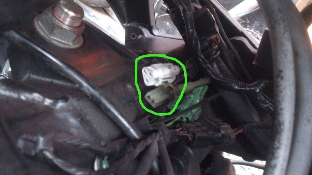 FI C46 Exhaust Valve removal on 750K2 Suzuki GSXR Forum