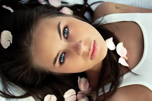 blue eyes girl