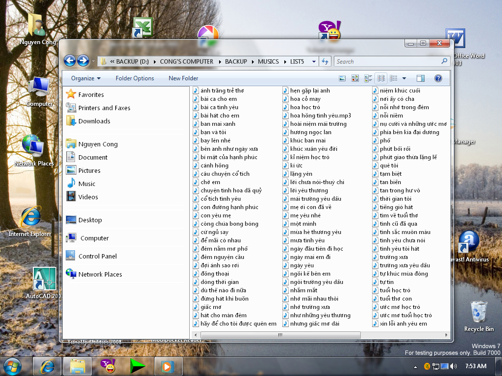 [Image: WinXP7Build7000.png]