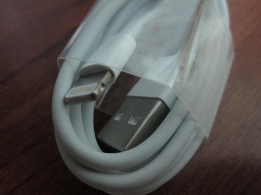 Sạc, cáp IP 5s hàng bóc máy - 2