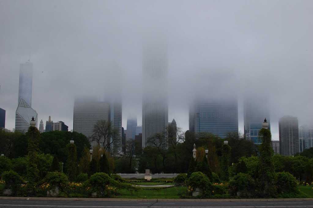 foggyskyline1_2.jpg