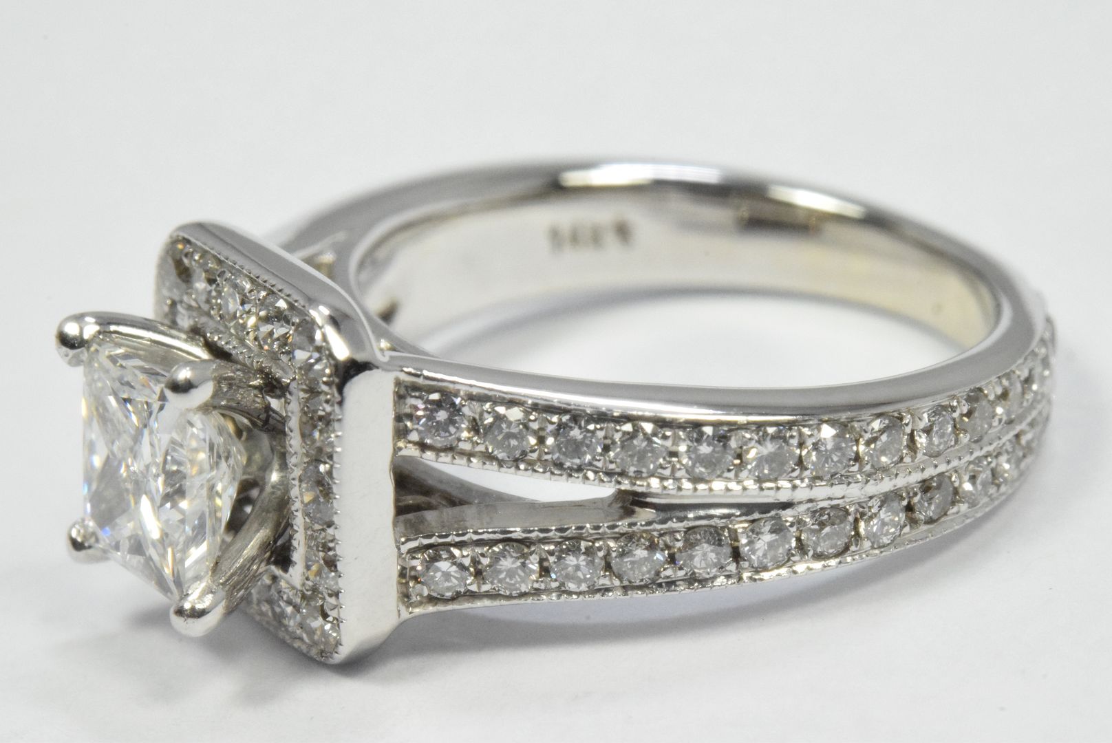 Kay Jewelers 1.5 ct H/I1 Diamond 14k Gold Halo Ring Lifetime Warranty