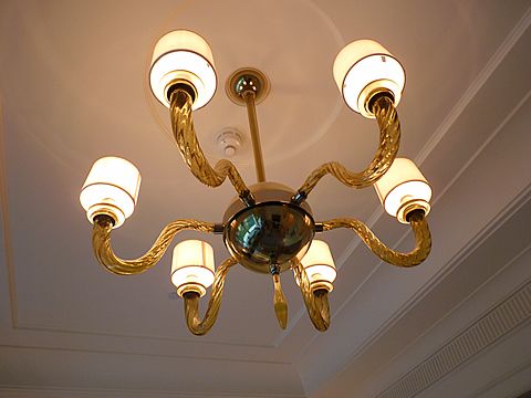 St. Regis Singapore Hotel chandelier