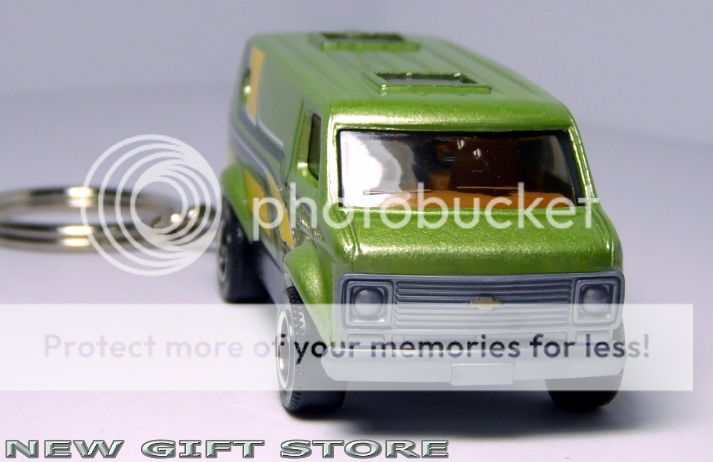 Key Chain 1975 1976 1977 1978 1979 1980 Green Chevy Van