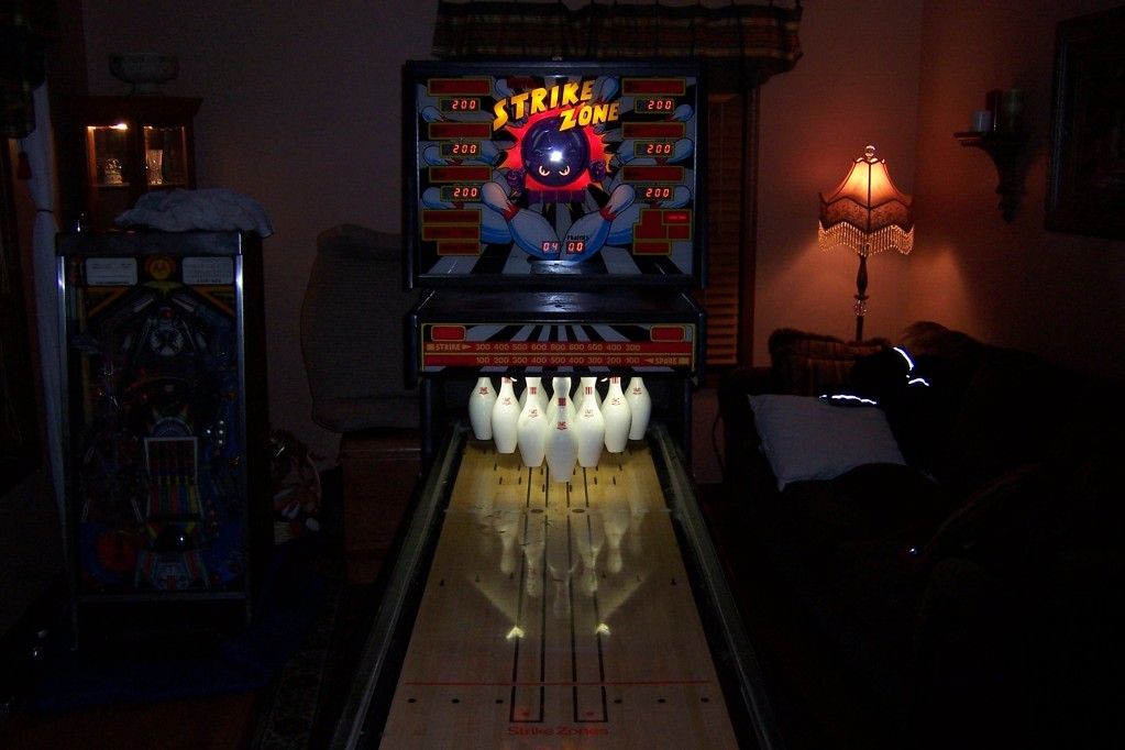 Williams Strike Zone Shuffle Bowler The Chicago Garage